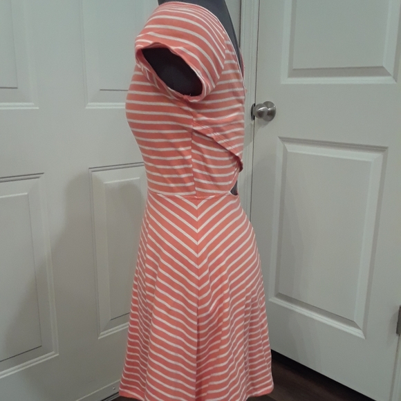 Coral/Pink Striped Dress - Picture 3 of 6
